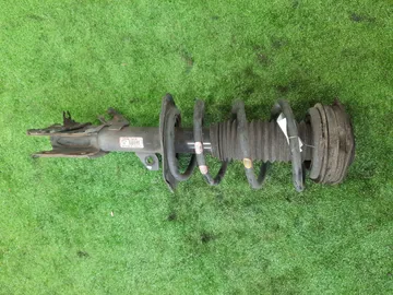 СТОЙКА НА NISSAN SERENA C26 MR20DD