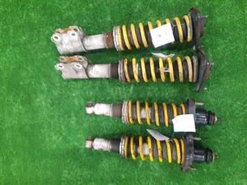 СТОЙКА НА MITSUBISHI AIRTREK CU2W 4G63