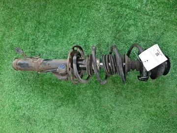СТОЙКА НА HONDA FIT GD1 L13A