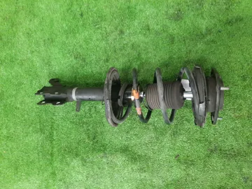 СТОЙКА НА TOYOTA COROLLA AE110 5A-FE