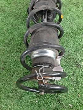 СТОЙКА НА MAZDA DEMIO DW5W B5
