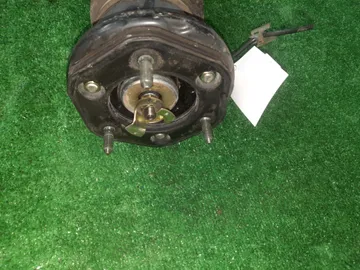 СТОЙКА НА TOYOTA CELSIOR UCF31 3UZ-FE