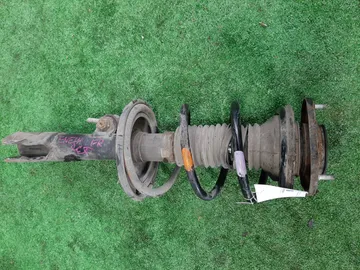 СТОЙКА НА TOYOTA WISH ZNE14 1ZZ-FE