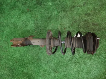 СТОЙКА НА TOYOTA OPA ZCT15 1ZZ-FE