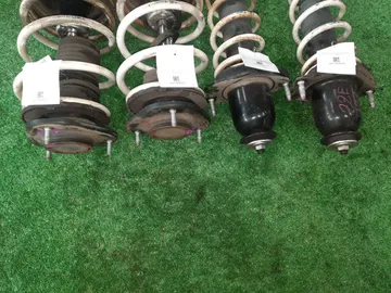 СТОЙКА НА TOYOTA RUNX ZZE123 2ZZ-GE
