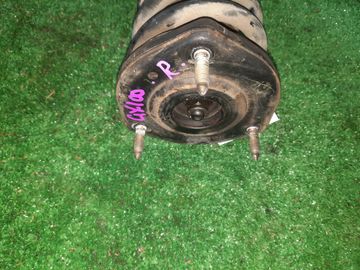 СТОЙКА НА TOYOTA MARK II GX100 1G-FE