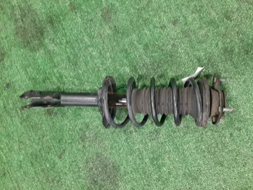 СТОЙКА НА TOYOTA SIENTA NCP81G 1NZ-FE
