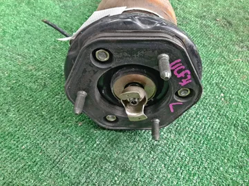 СТОЙКА НА TOYOTA CELSIOR UCF31 3UZ-FE