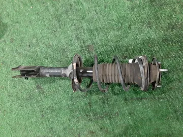 СТОЙКА НА TOYOTA BB NCP31 1NZ-FE