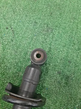 СТОЙКА НА HONDA STREAM RN6 R18A