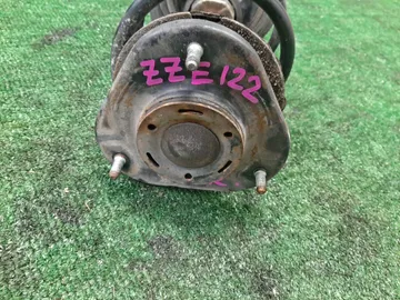 СТОЙКА НА TOYOTA COROLLA ZZE122 1ZZ-FE