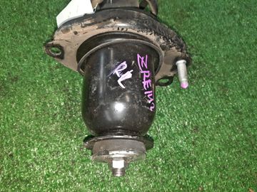 СТОЙКА НА TOYOTA COROLLA FIELDER ZRE142G 2ZR-FE