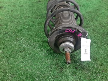 СТОЙКА НА HONDA FIT GD1 L13A
