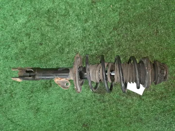 СТОЙКА НА TOYOTA VITZ NSP135 1NR-FE