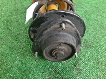 СТОЙКА НА SUBARU LEVORG VM4 FB16