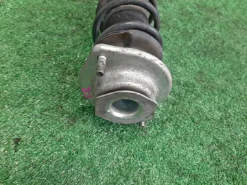 СТОЙКА НА TOYOTA PASSO KGC10 1KR-FE