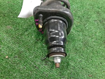 СТОЙКА НА HONDA STREAM RN6 R18A