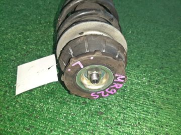 СТОЙКА НА SUZUKI HUSTLER MR92S R06D