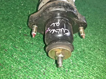 СТОЙКА НА MITSUBISHI AIRTREK CU2W 4G63
