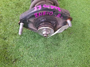 СТОЙКА НА TOYOTA WISH ZNE10G 1ZZ-FE