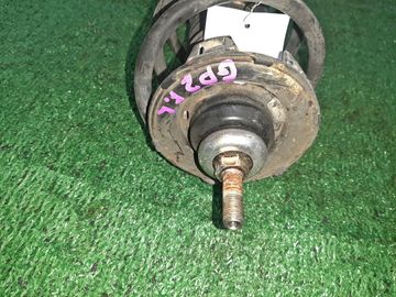 СТОЙКА НА HONDA FIT GD2 L13A