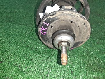 СТОЙКА НА HONDA MOBILIO SPIKE GK1 L15A