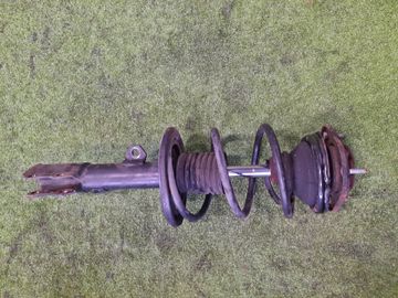 СТОЙКА НА TOYOTA COROLLA  AXIO ZRE142 2ZR-FE