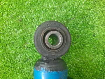 СТОЙКА НА TOYOTA ALTEZZA GXE15 1G-FE