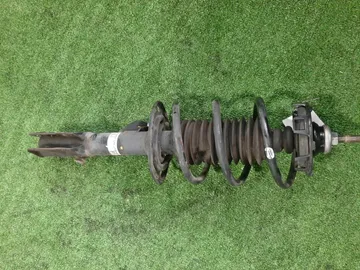СТОЙКА НА HONDA FIT GD1 L13A