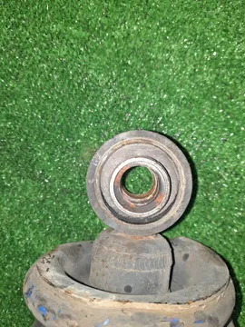 СТОЙКА НА NISSAN LIBERTY RM12 QR20DE