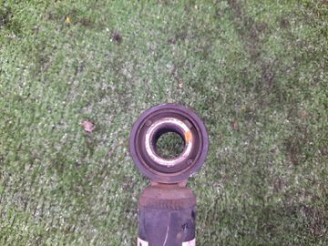 СТОЙКА НА TOYOTA COROLLA  AXIO ZRE142 2ZR-FE