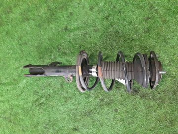 СТОЙКА НА TOYOTA COROLLA  AXIO ZRE142 2ZR-FE