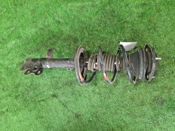 СТОЙКА НА TOYOTA COROLLA NZE121 1NZ-FE