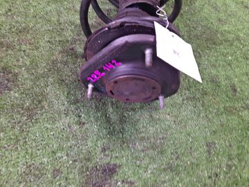 СТОЙКА НА TOYOTA COROLLA  AXIO ZRE142 2ZR-FE