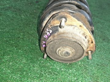 СТОЙКА НА SUBARU FORESTER SF5 EJ20E