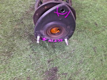 СТОЙКА НА TOYOTA VITZ SCP10 1SZ-FE