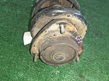 СТОЙКА НА SUBARU FORESTER SF5 EJ20E