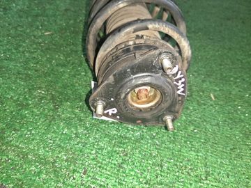 СТОЙКА НА MAZDA DEMIO DY3W ZJ-VE