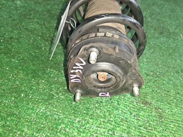 СТОЙКА НА MAZDA DEMIO DY3W ZJ-VE