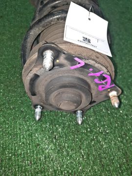 СТОЙКА НА HONDA ODYSSEY RC1 K24W