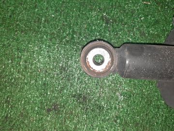 СТОЙКА НА HONDA CIVIC EU1 D15B