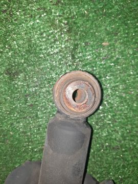 СТОЙКА НА HONDA CIVIC EU1 D15B