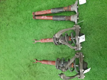 СТОЙКА НА AUDI A4 8E5