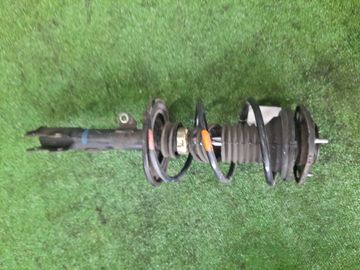 СТОЙКА НА TOYOTA COROLLA NZE121 1NZ-FE