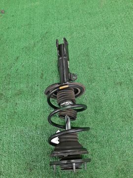 СТОЙКА НА TOYOTA COROLLA  AXIO ZRE142 2ZR-FE