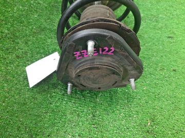 СТОЙКА НА TOYOTA COROLLA ZZE122 1ZZ-FE