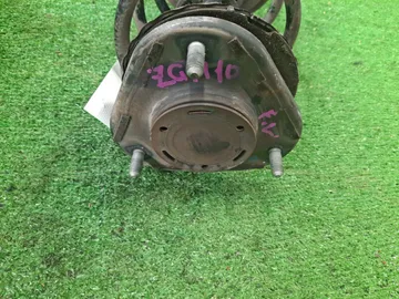 СТОЙКА НА TOYOTA ISIS ZGM10G 2ZR-FAE