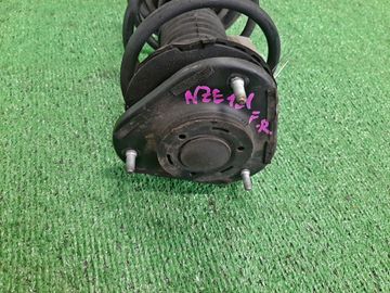 СТОЙКА НА TOYOTA COROLLA NZE121 1NZ-FE