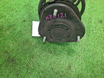 СТОЙКА НА TOYOTA COROLLA NZE121 1NZ-FE