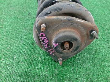 СТОЙКА НА MITSUBISHI DION CR9W 4G63